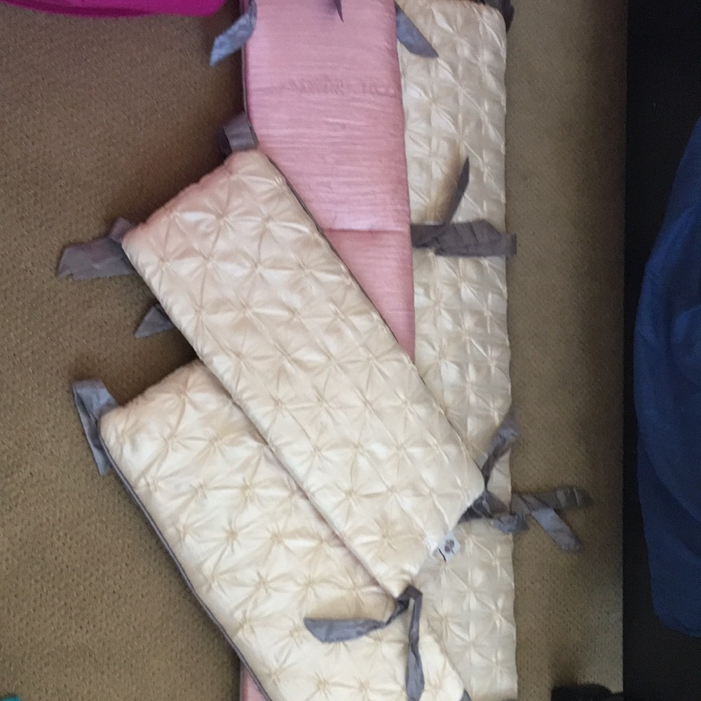 Crib/Nursery set
